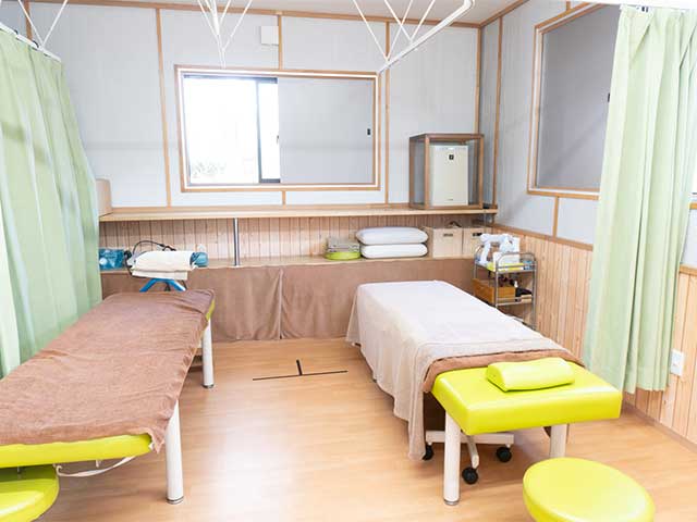 おかま直伝よもぎ蒸し・リンパマッサージ笑門 施設内